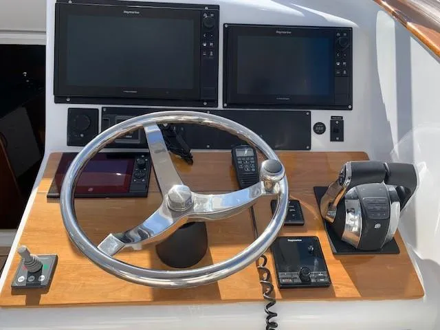 Slide: The Image of Custom Carolina 36 Express 2007 - 21