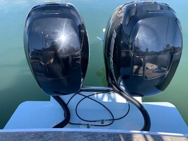 Slide: The Image of Custom Carolina 36 Express 2007 - 31