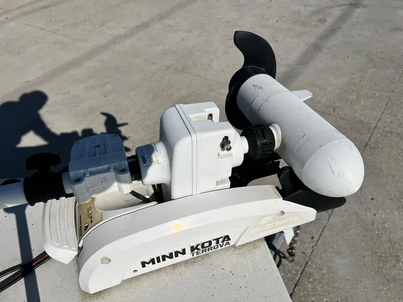 Slide: The Image of Minn Kota Terrova trolling motor on G3 Bay 20 boat, 2019 model. - 12