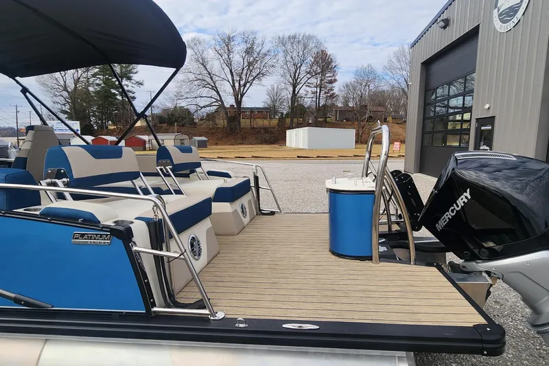 Slide: The Image of 2025 Avalon Platinum Catalina 2785 Quad Lounger Shift pontoon boat with Mercury engine. - 10