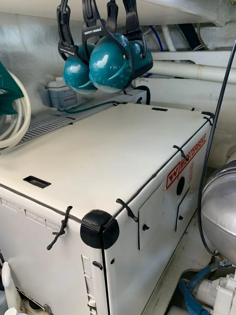 Slide: The Image of Ocean 57 Odyssey 2004 - 71