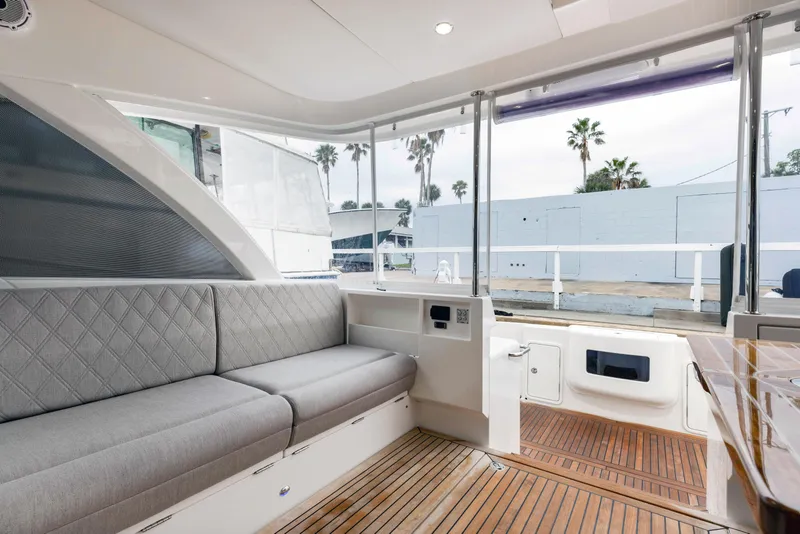 Slide: The Image of Riviera 46 Sports Motor Yacht 2025 - 51