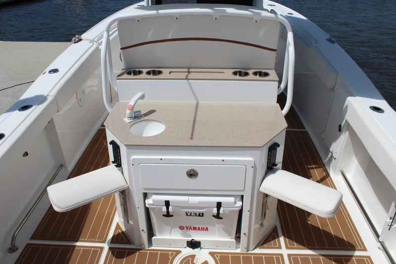 Slide: The Image of Sea Hunt Ultra 275 SE 2021 - 18