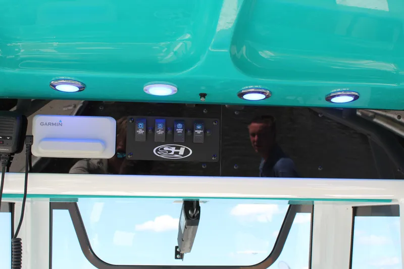 Slide: The Image of Sea Hunt Ultra 275 SE 2021 - 34