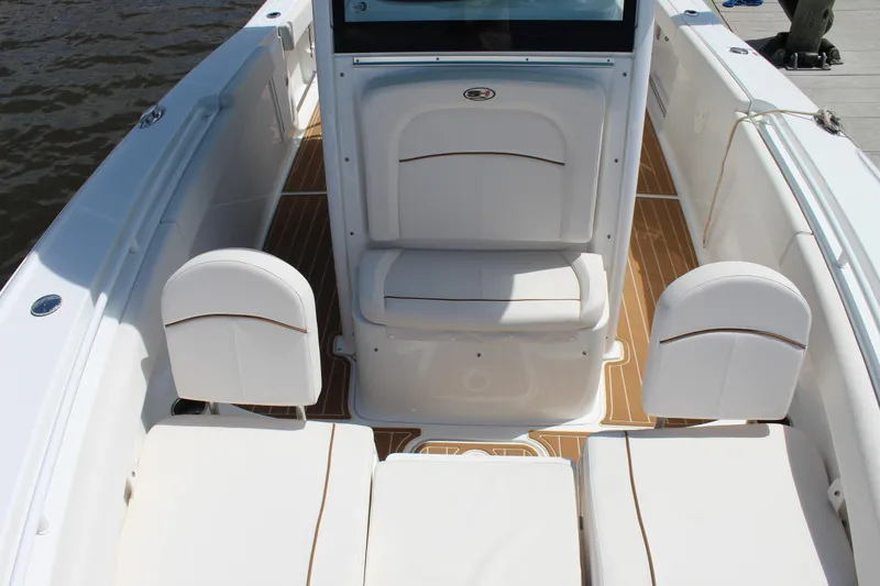 Slide: The Image of Sea Hunt Ultra 275 SE 2021 - 40