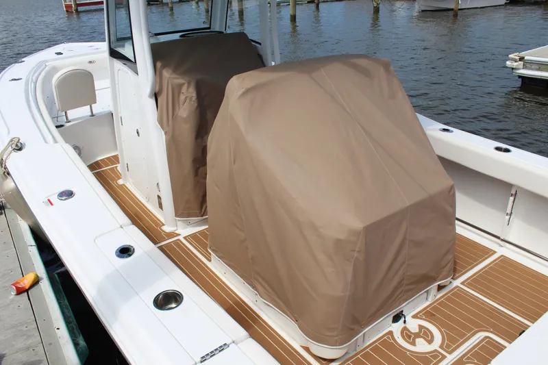 Slide: The Image of Sea Hunt Ultra 275 SE 2021 - 50