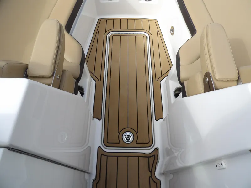Slide: The Image of Sea Ray SDX 290 Outboard 2022 - 58