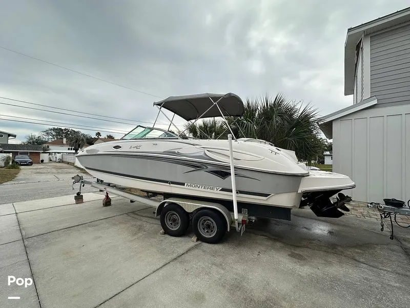 Slide: The Image of 2008 Monterey 263 Explorer for sale in Jacksonville, FL - 12
