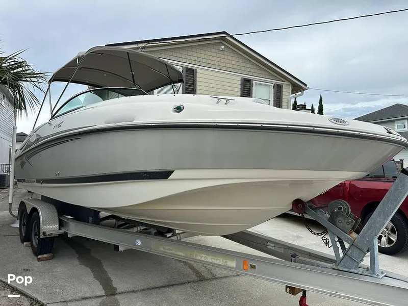 Slide: The Image of 2008 Monterey 263 Explorer for sale in Jacksonville, FL - 18