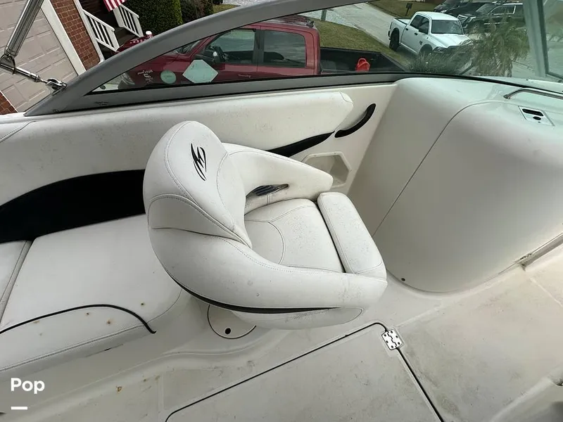 Slide: The Image of 2008 Monterey 263 Explorer for sale in Jacksonville, FL - 75