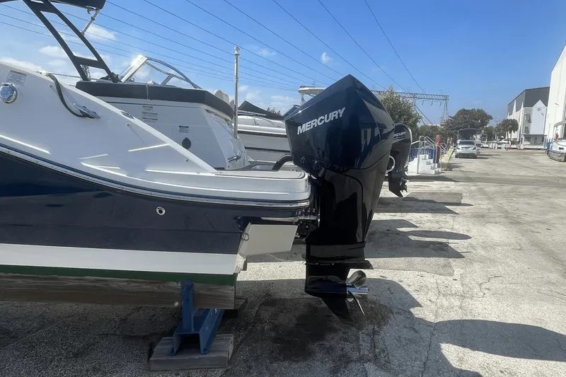 Slide: The Image of Sea Ray 23 SPX OB 2023 - 5