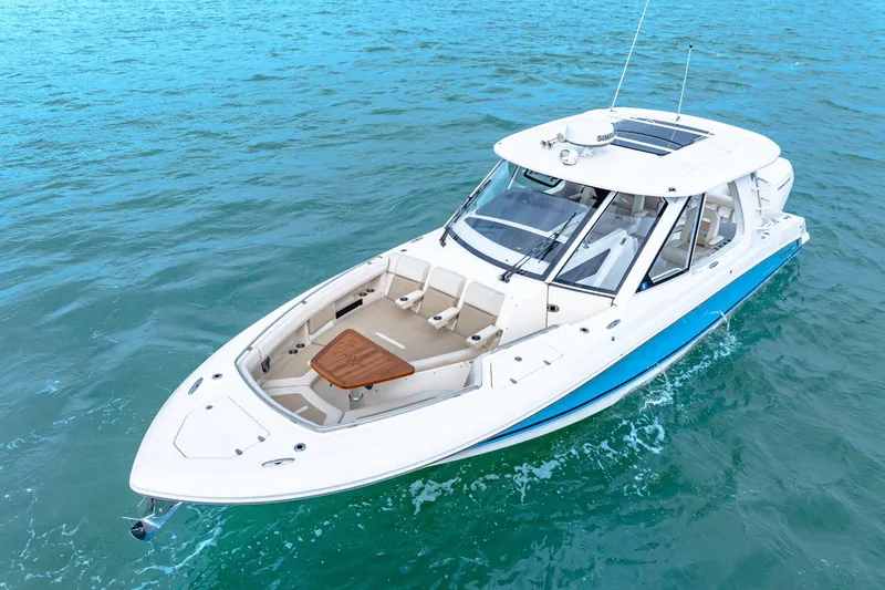 Slide: The Image of Boston Whaler 380 Realm 2023 - 2