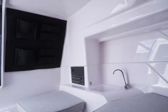 Slide: The Image of Axopar 25 Cross Top 2025 - 36