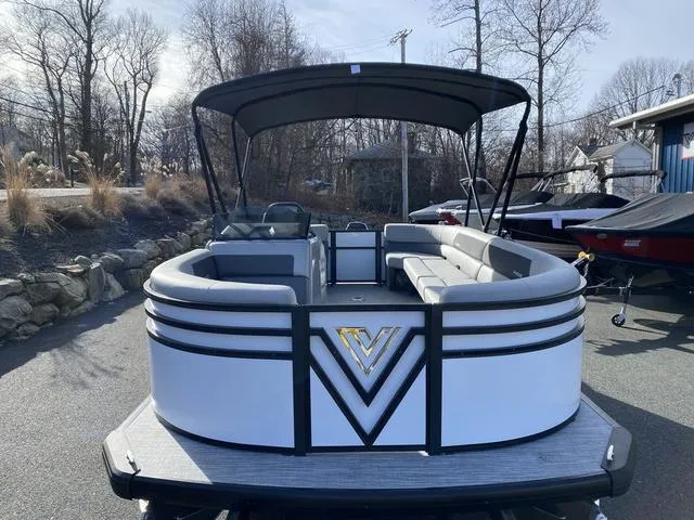 Slide: The Image of Viaggio V16U 2025 - 7