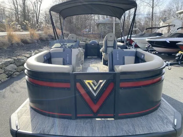 Slide: The Image of Viaggio x20u 2025 - 7