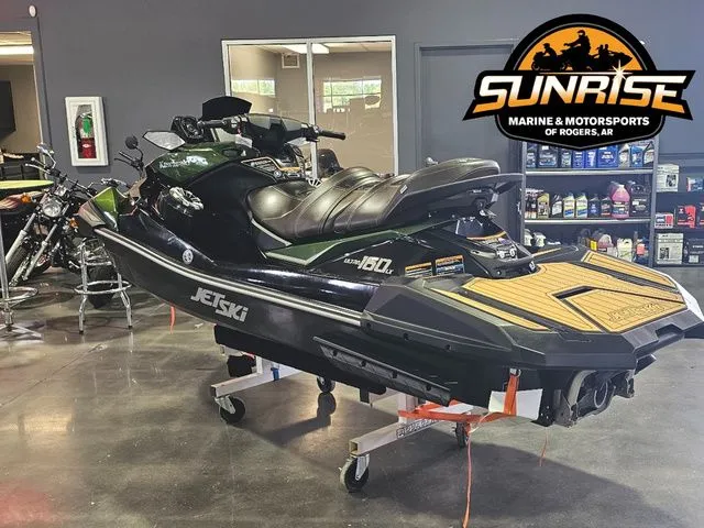 Slide: The Image of Kawasaki Jet Ski Ultra 160 2025 - 3