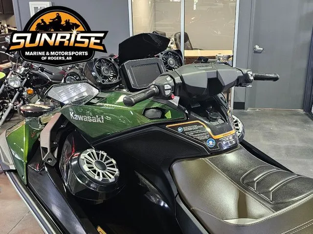 Slide: The Image of Kawasaki Jet Ski Ultra 160 2025 - 9