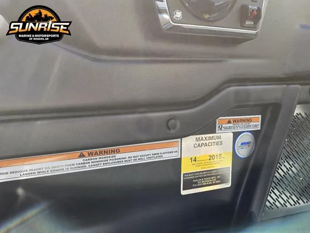 Slide: The Image of Avalon 25' CATALINA PLATINUM QUAD LOUNGER SHIFT 2025 - 17