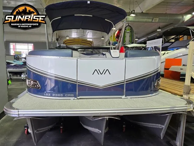 Slide: The Image of Avalon 23' LSZ CRUISE REAR BENCH 2025 - 10