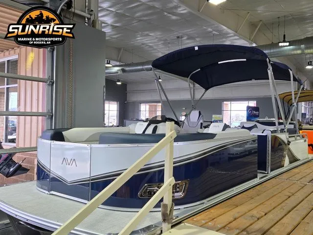 Slide: The Image of Avalon 23' LSZ CRUISE REAR BENCH 2025 - 29