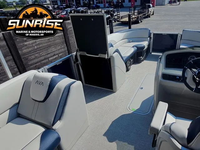 Slide: The Image of Avalon 23' LSZ CRUISE REAR BENCH 2025 - 4