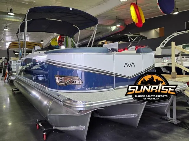 Slide: The Image of Avalon 23' LSZ CRUISE REAR BENCH 2025 - 9