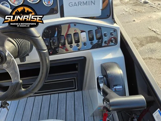 Slide: The Image of SunCatcher Select 322RC 2025 - 11