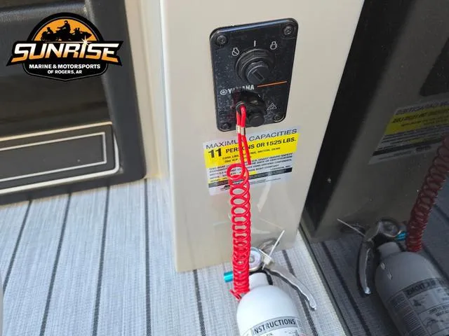 Slide: The Image of SunCatcher Select 322RC 2025 - 12