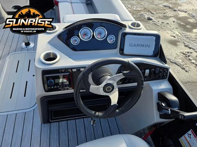 Slide: The Image of SunCatcher Select 322RC 2025 - 9