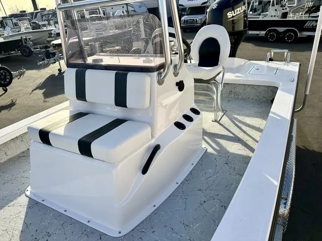 Slide: The Image of Majek 226 Illusion 2025 - 5