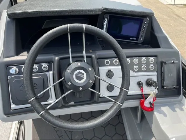 Slide: The Image of South Bay 523RS 2025 - 20