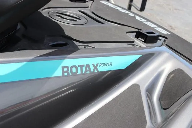 Slide: The Image of Sea-Doo GTR 230 2025 - 11