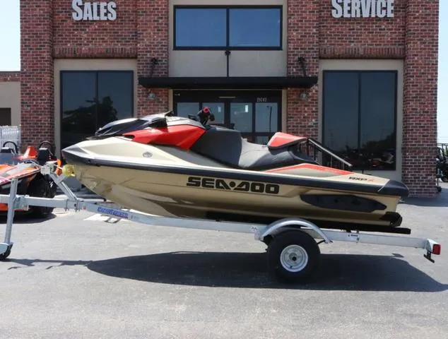 The Image of Sea-Doo RXP-X 325 2025 - 1