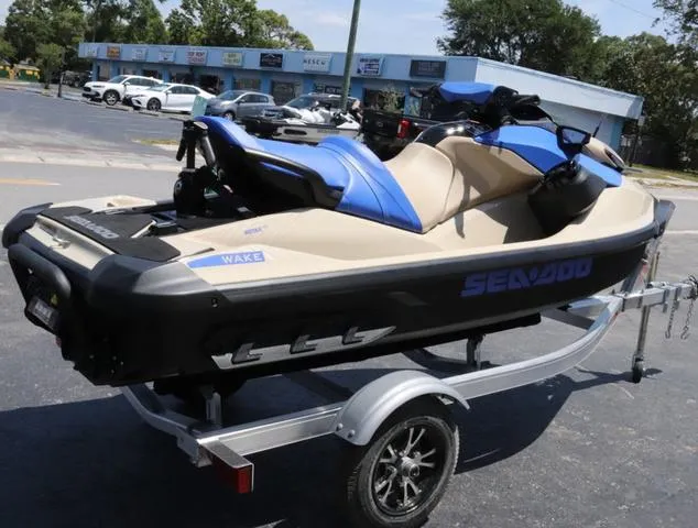 Slide: The Image of Sea-Doo PWC WAKE 170 AUD GN IBR IDF 25 2025 - 5