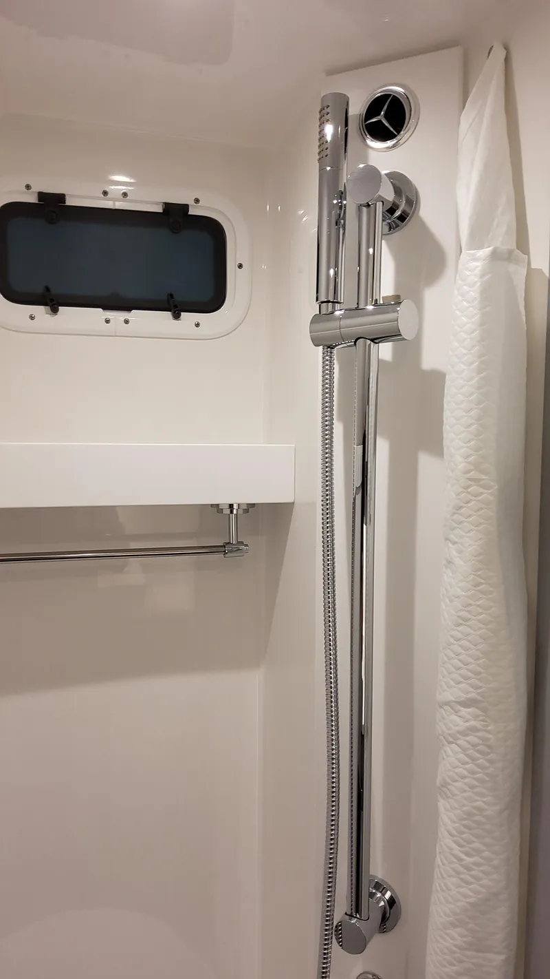 Slide: The Image of Formula 387 Center Console Fish 2025 - 68