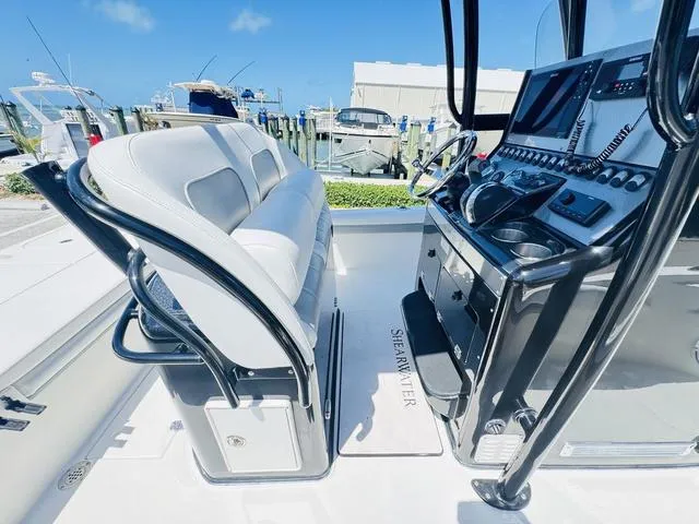 Slide: The Image of Shearwater 260 Carolina LTD ED 2017 - 11