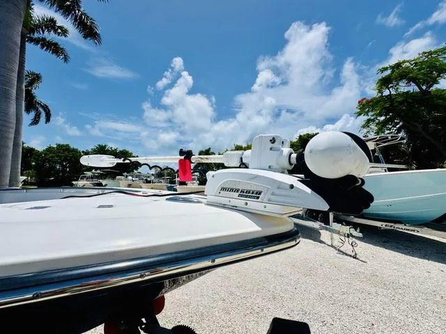 Slide: The Image of Shearwater 260 Carolina LTD ED 2017 - 18