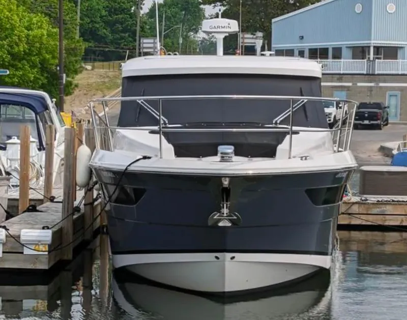 Slide: The Image of Regal 38 GRAND COUPE 2022 - 3