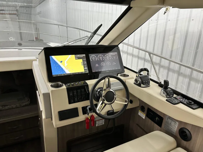 Slide: The Image of Regal 38 GRAND COUPE 2022 - 6