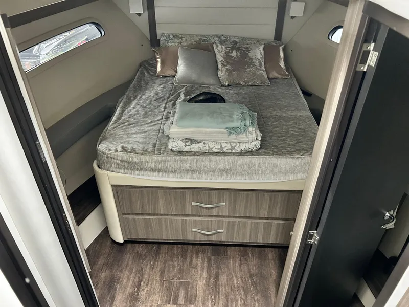 Slide: The Image of Regal 38 GRAND COUPE 2022 - 7