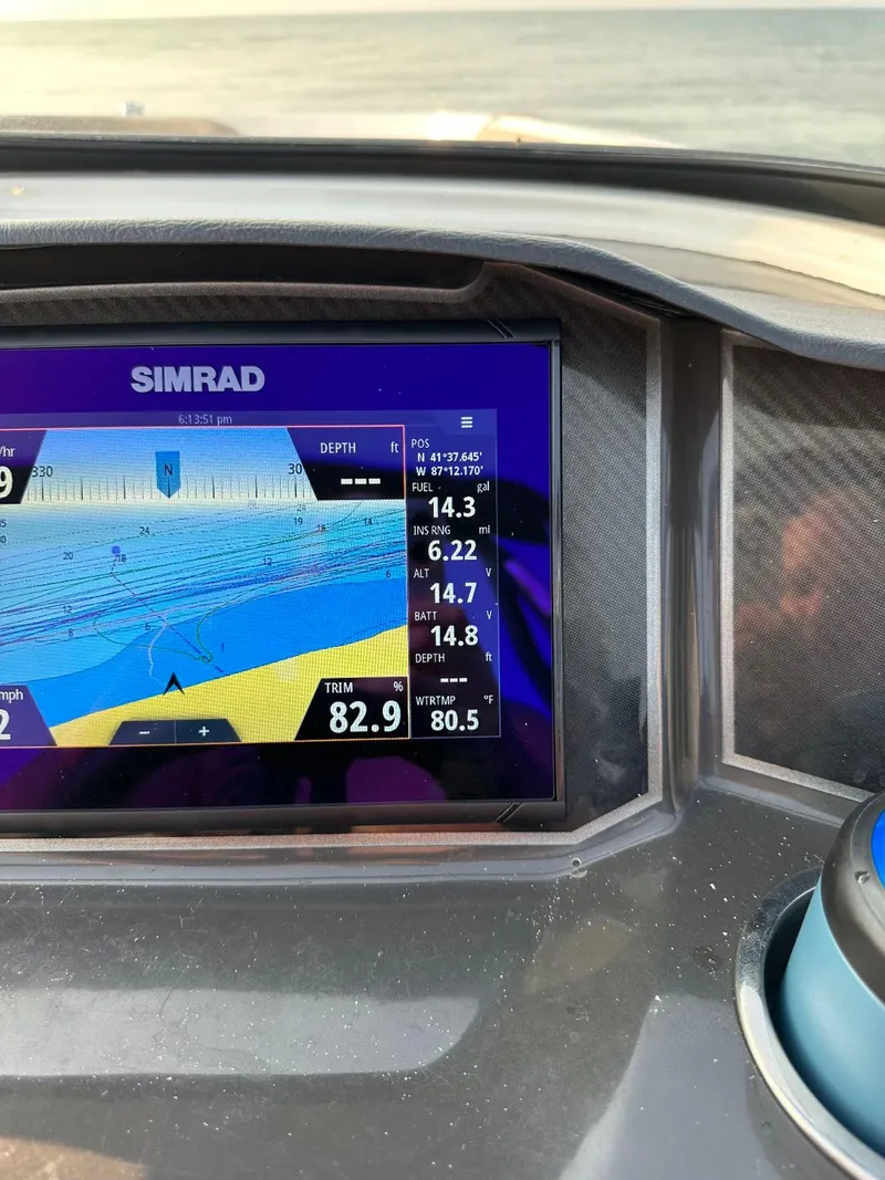 Slide: The Image of Simrad navigation display on 2022 Bayliner VR5 Bowrider I/O boat dashboard. - 4