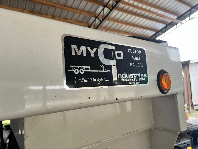 Slide: The Image of Fountain 47 Lightning 1997 - 60