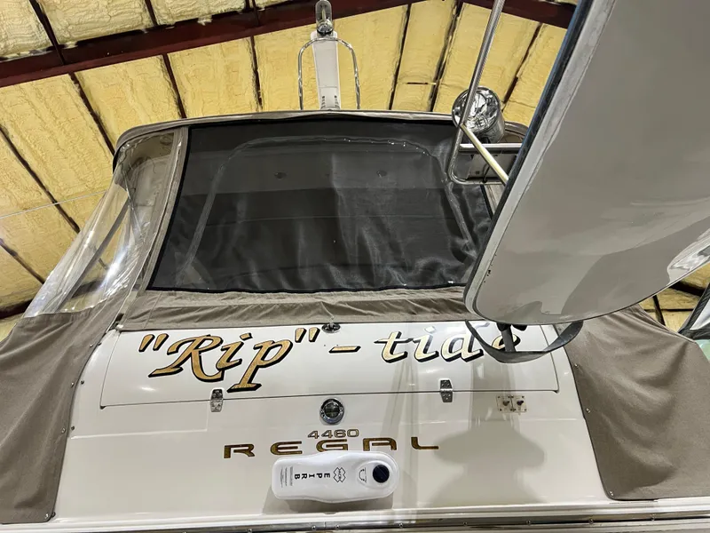 Slide: The Image of Regal Commodore 4260 2002 - 63