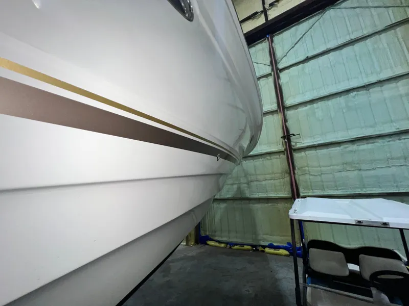 Slide: The Image of Regal Commodore 4260 2002 - 66