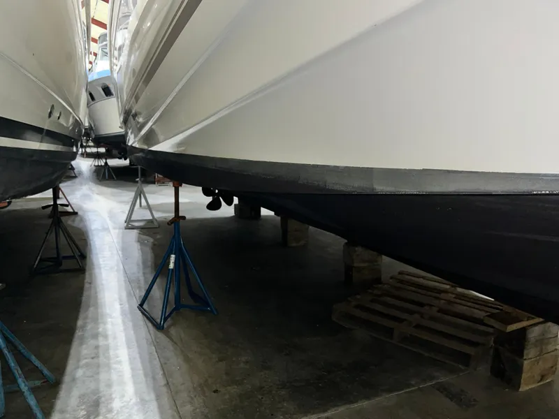 Slide: The Image of Regal Commodore 4260 2002 - 68