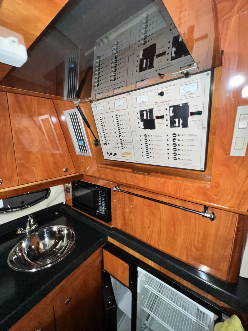 Slide: The Image of Regal Commodore 4260 2002 - 87