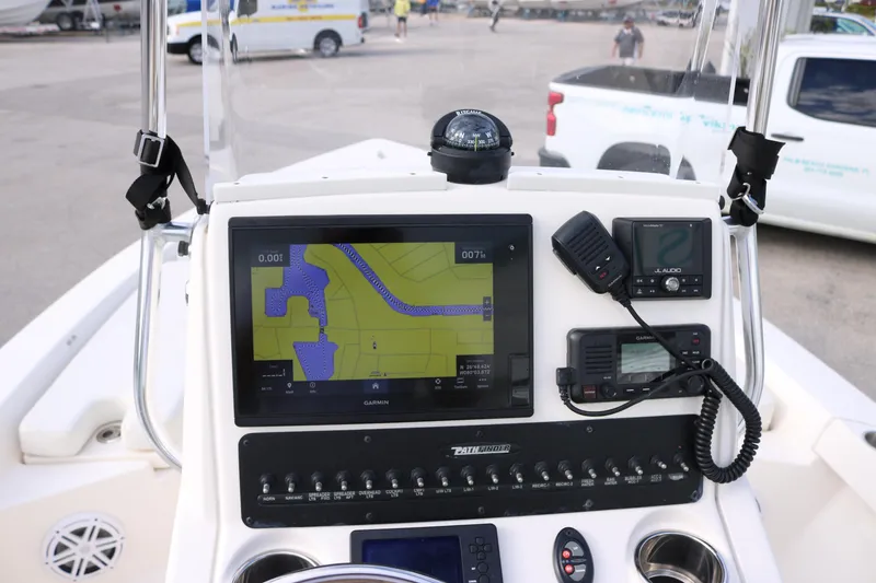 Slide: The Image of 2020 Pathfinder - Helm - 21