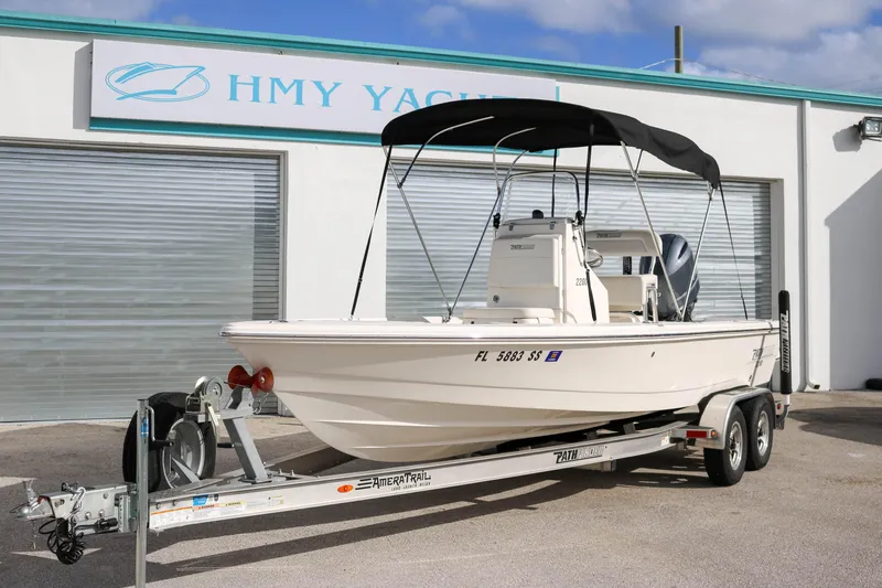 Slide: The Image of 2020 Pathfinder - Exterior profile on trailer - 5