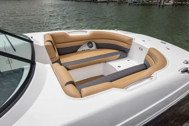 Slide: The Image of Hurricane SunDeck 2690 OB 2025 - 13