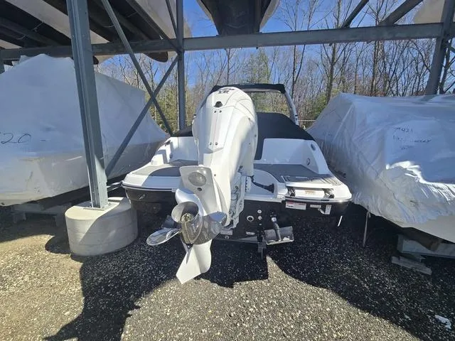 Slide: The Image of Hurricane SunDeck 2690 OB 2025 - 2